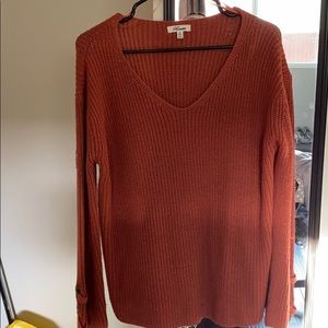 Knitted long sleeve